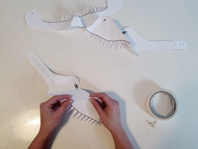 Demonstration of folding the mask