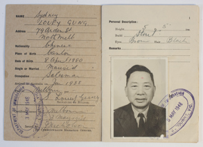 Registration Certificate No. V9738 issued by Commonwealth of Australia to Sydney Louey Gung, Chinese, of North Melbourne, dated 3 May 1948.