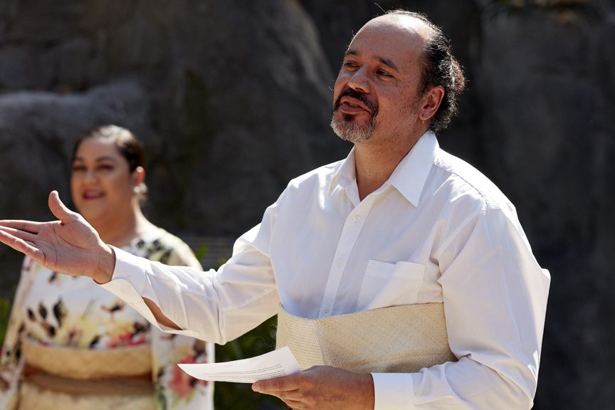 Sione Napi Francis welcoming Princess Salote, community members and guests to Melbourne Museum in the Milarri Garden, 2016.