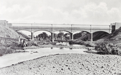 Completed Werribee River aqueduct for outfall sewer, Werribee, circa 1895