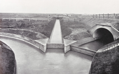 Outfall sewer distribution head at treatment farm, Werribee, circa 1900