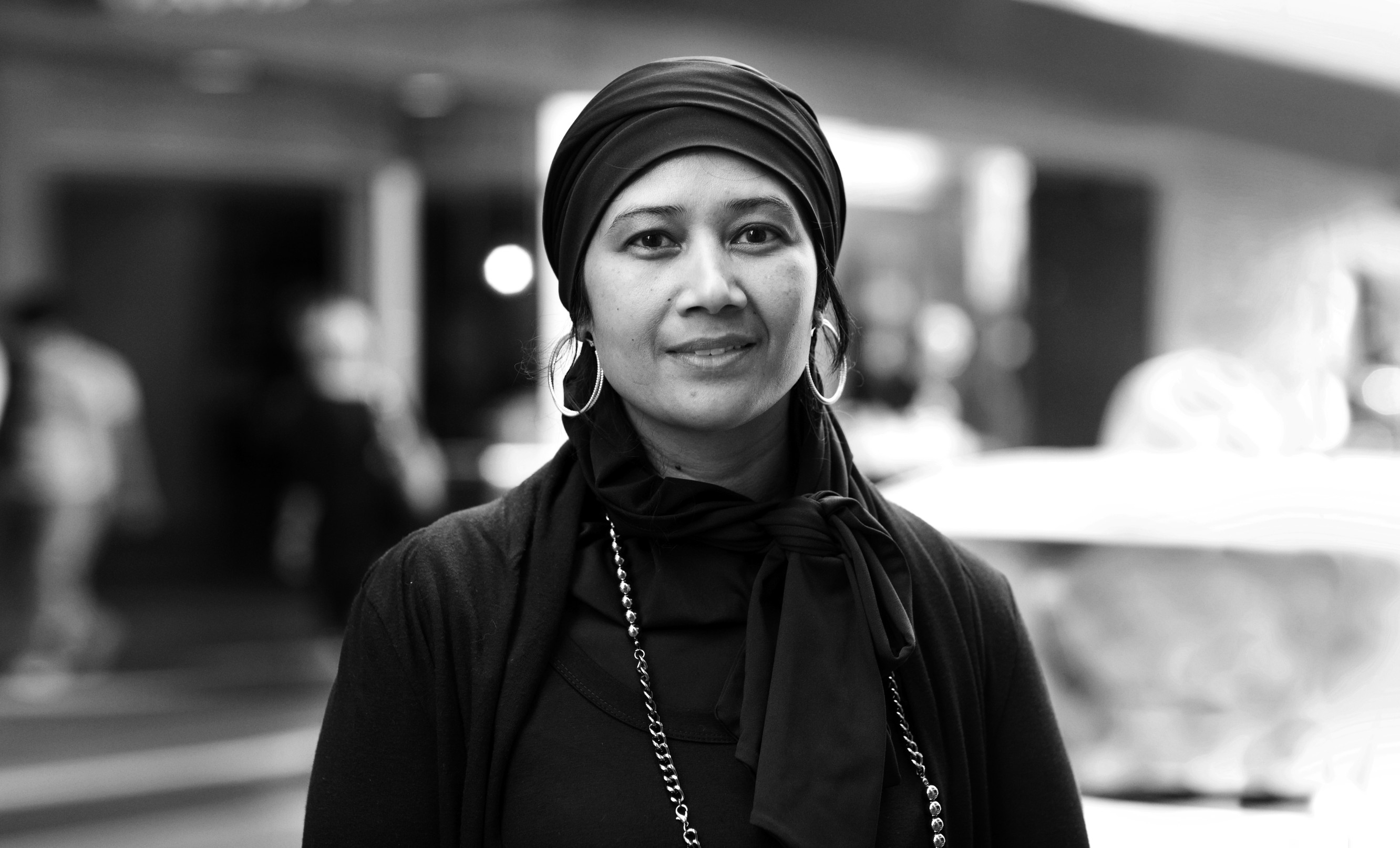  Portrait of a woman in a Melbourne street
