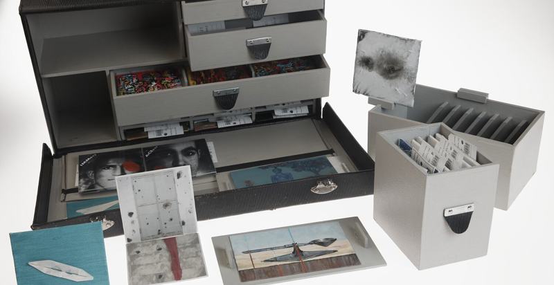 Attache Case: creating a collective artwork